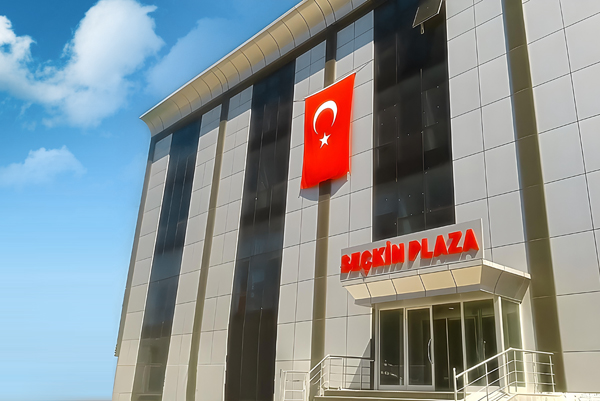 Seçkin Bayrak